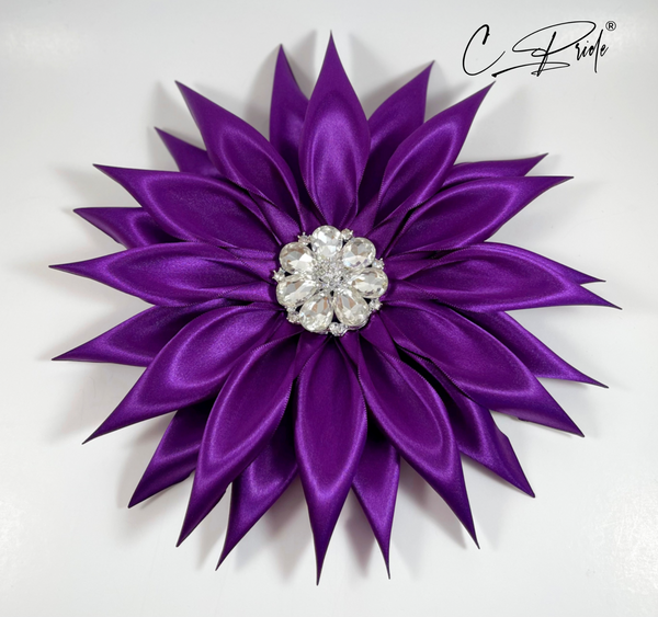 Purple Star Flower Women's Lapel Pin