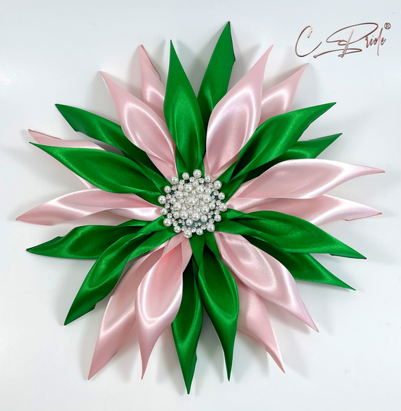 Pink & Green Star Flower Women's Lapel Pin